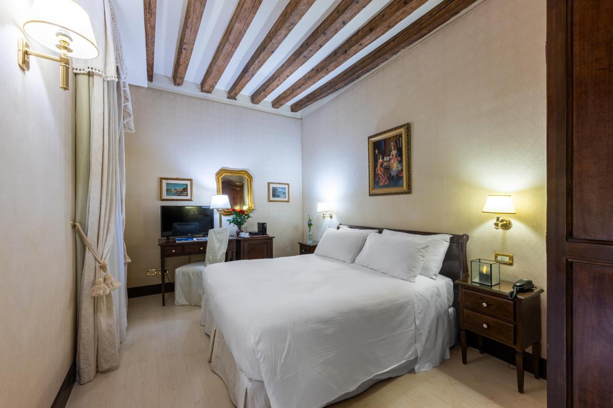 Ca' Del Nobile Hotel Venice Exterior photo